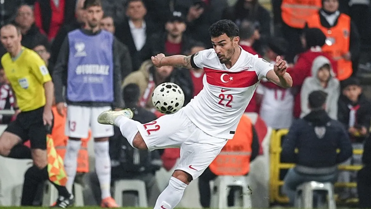 A Milli Takım'da sakatlık şoku! Kaan Ayhan oyuna devam edemedi