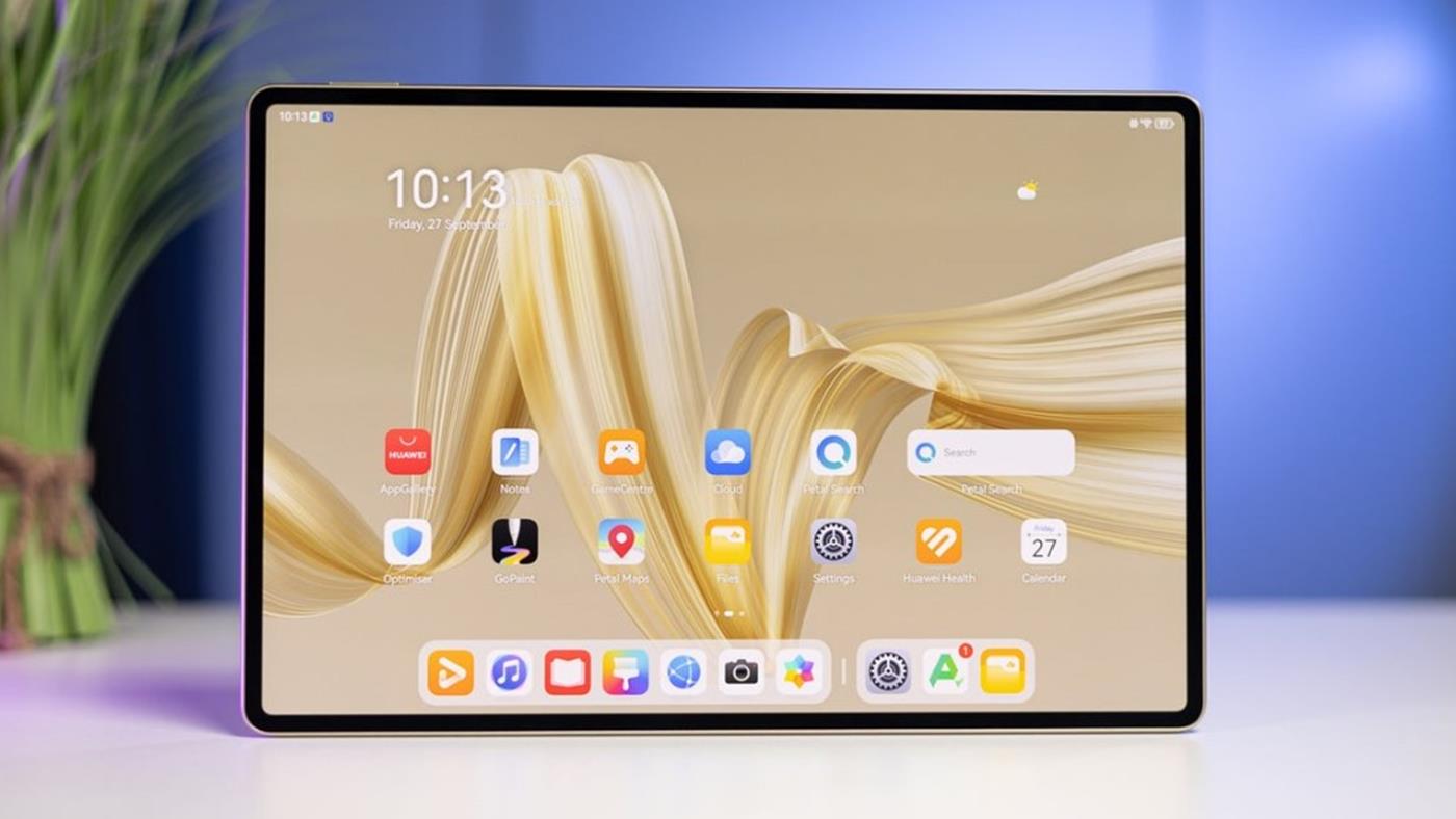 Huawei’den biri ultra taşınabilir, diğeri yüksek donanımlı iki yeni OLED tablet