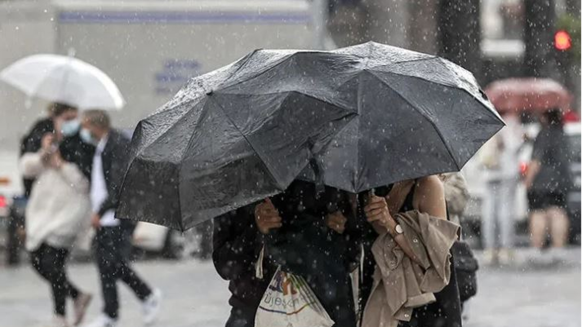 İstanbul'da Hafta Sonu Yağış Alarmı