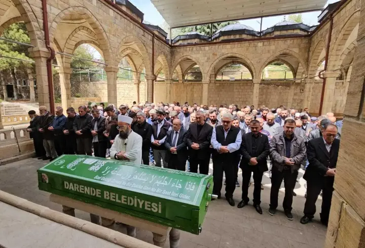 Eşi tarafından öldürülen 5 çocuk annesi Rabia, memleketinde toprağa verildi