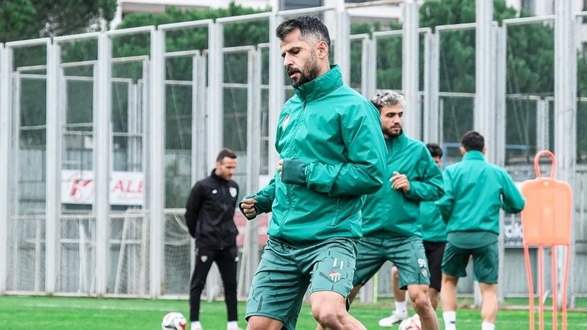 Bursaspor, Ankara Demirspor sınavı öncesi tempo yükseltti!