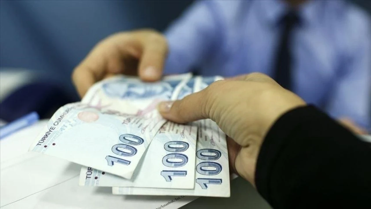 Bakan Kacır resmen duyurdu: Öğrencilere 43 bin 500 TL burs verilecek