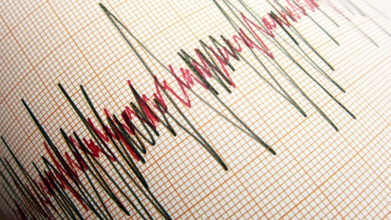 Tunceli'de korkutan deprem: AFAD ve Kandilli'den peş peşe açıklama geldi