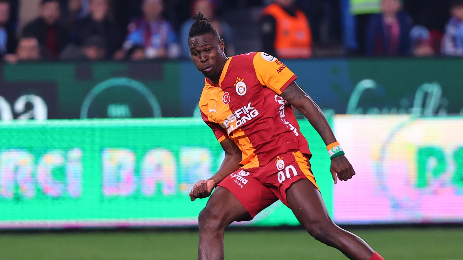 Napoli, Wilfried Singo'yu transfer etmek istiyor!