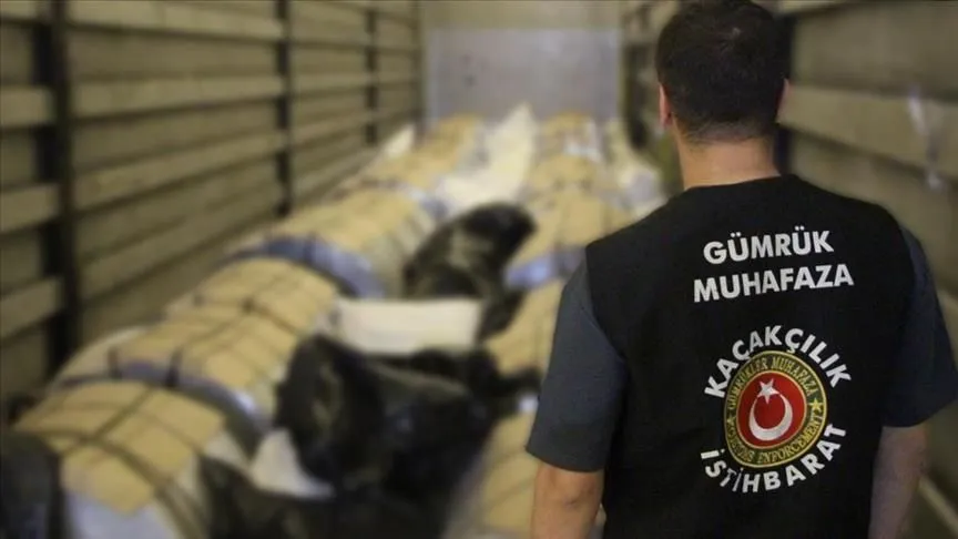 Gümrüklerde yılın ilk yarısında 35,5 milyar liralık kaçakçılık engellendi