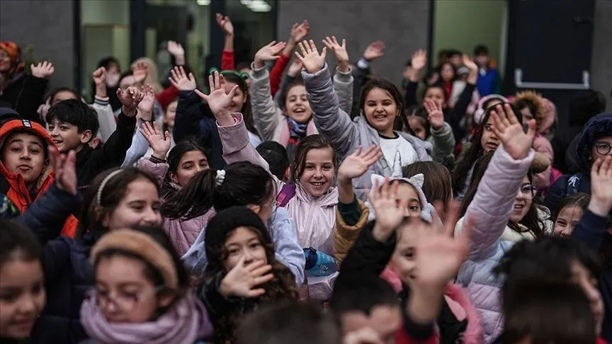 Okullarda ikinci ara tatil için son ders zili yarın çalacak