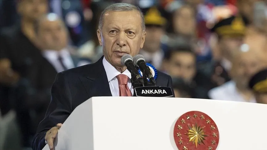 Cumhurbaşkanı Erdoğan: Kendilerini dev aynasında gören zalimler mutlaka kaybedecek, rezil olup gideceklerdir.
