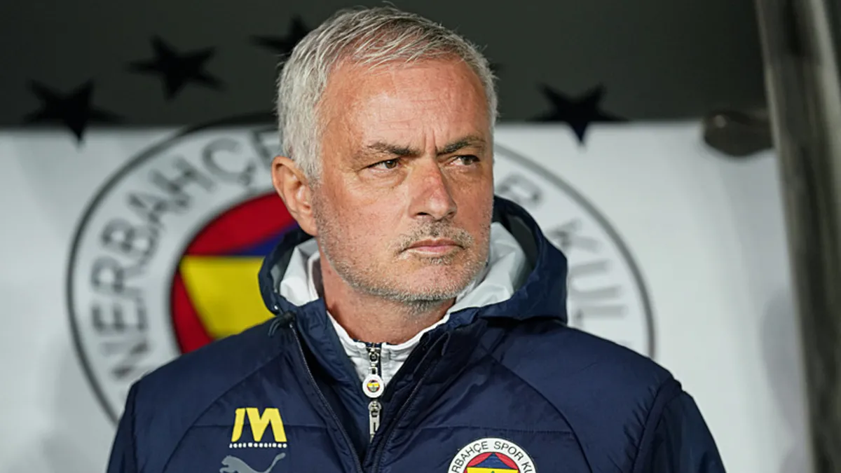 Fenerbahçe Teknik Direktörü Jose Mourinho: Televizyondaki uzmanlar açıklasın