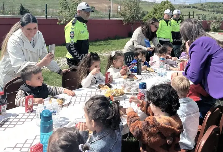 Gelibolulu Öğrencilerin Trafik Haftası Ziyaretleri