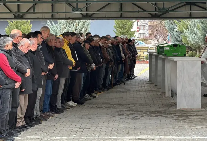 Silahlı kavgada öldürülen 2 kişi toprağa verildi