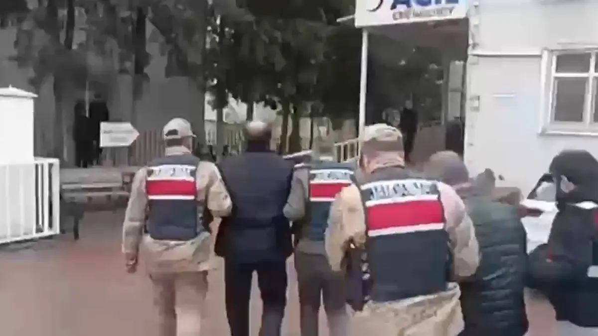 Mardin Merkezli 6 İlde DEAŞın Finansal Ağına Operasyon: 11 Gözaltı