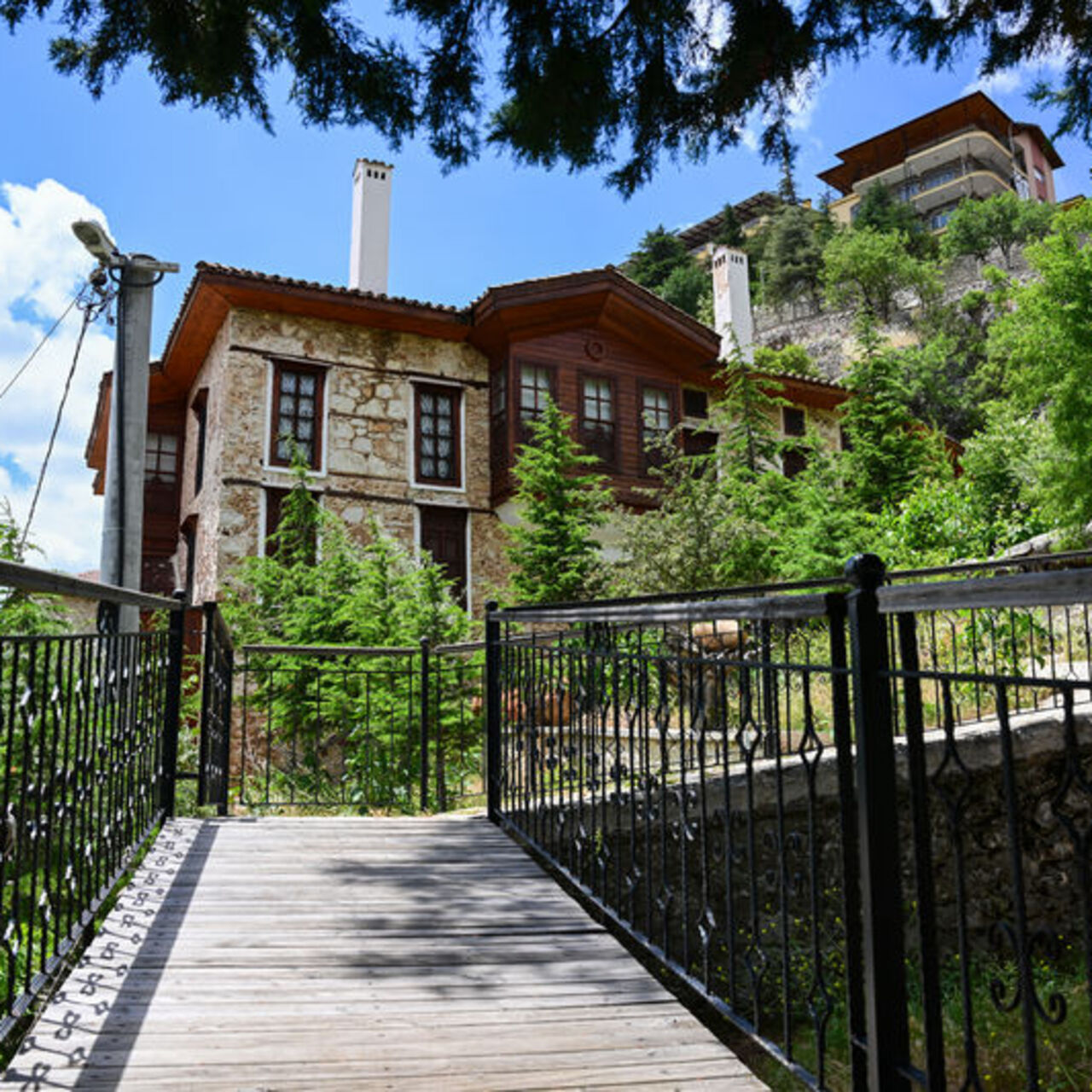 Konaktan dönüştürüldü! Yabancı turistlerin de rotasında