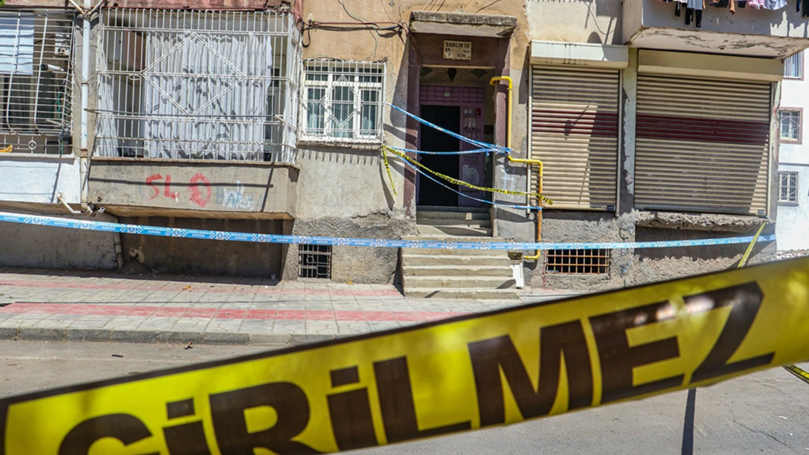 Sallandığı iddiasıyla tahliye edilen binada olumsuzluğa rastlanmadı