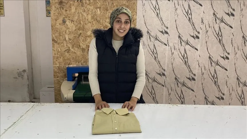 Çırakken koyduğu işveren olma hedefine tekstil atölyesi açarak ulaştı