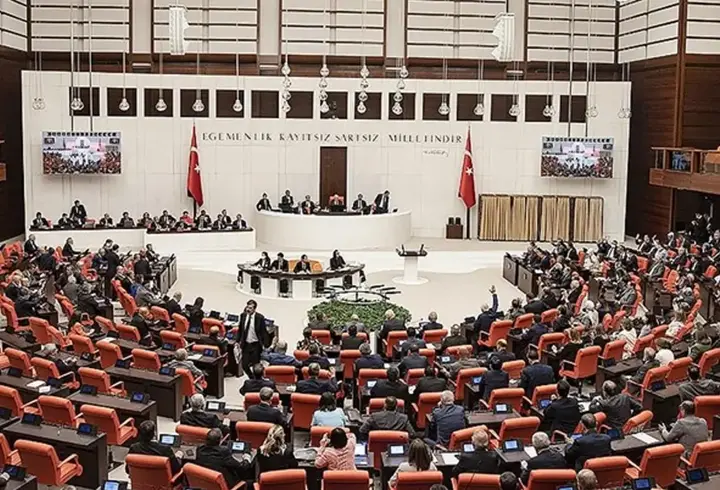 SON DAKİKA HABERİ: Türk Askerinin Aden'deki görevi uzatıldı