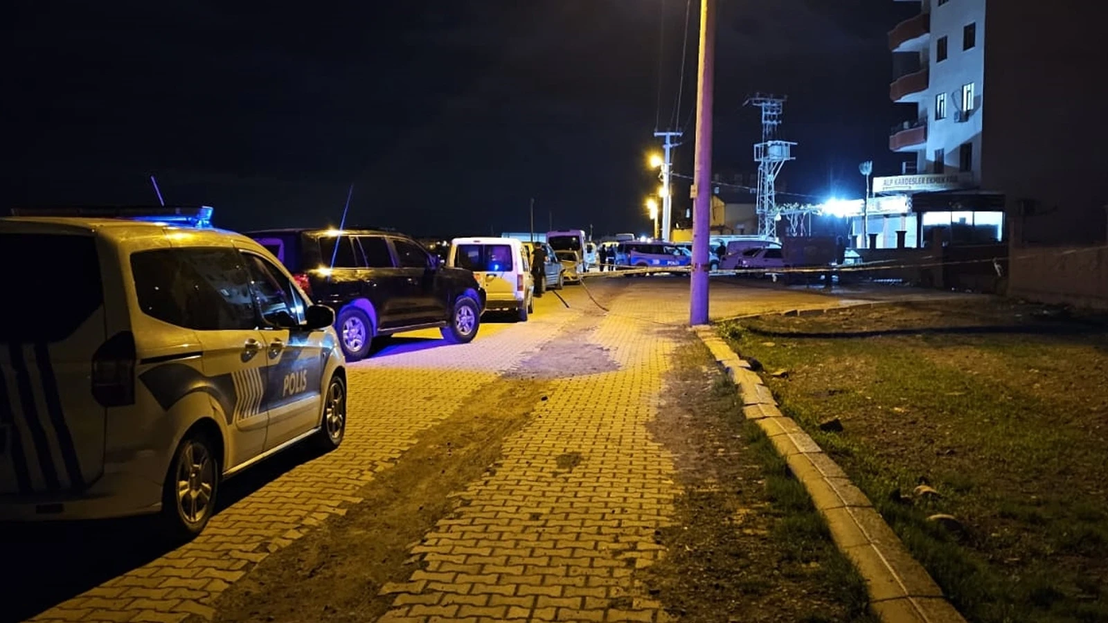 Diyarbakır'da iki aile arasında silahlı kavga: 5 kişi yaralandı