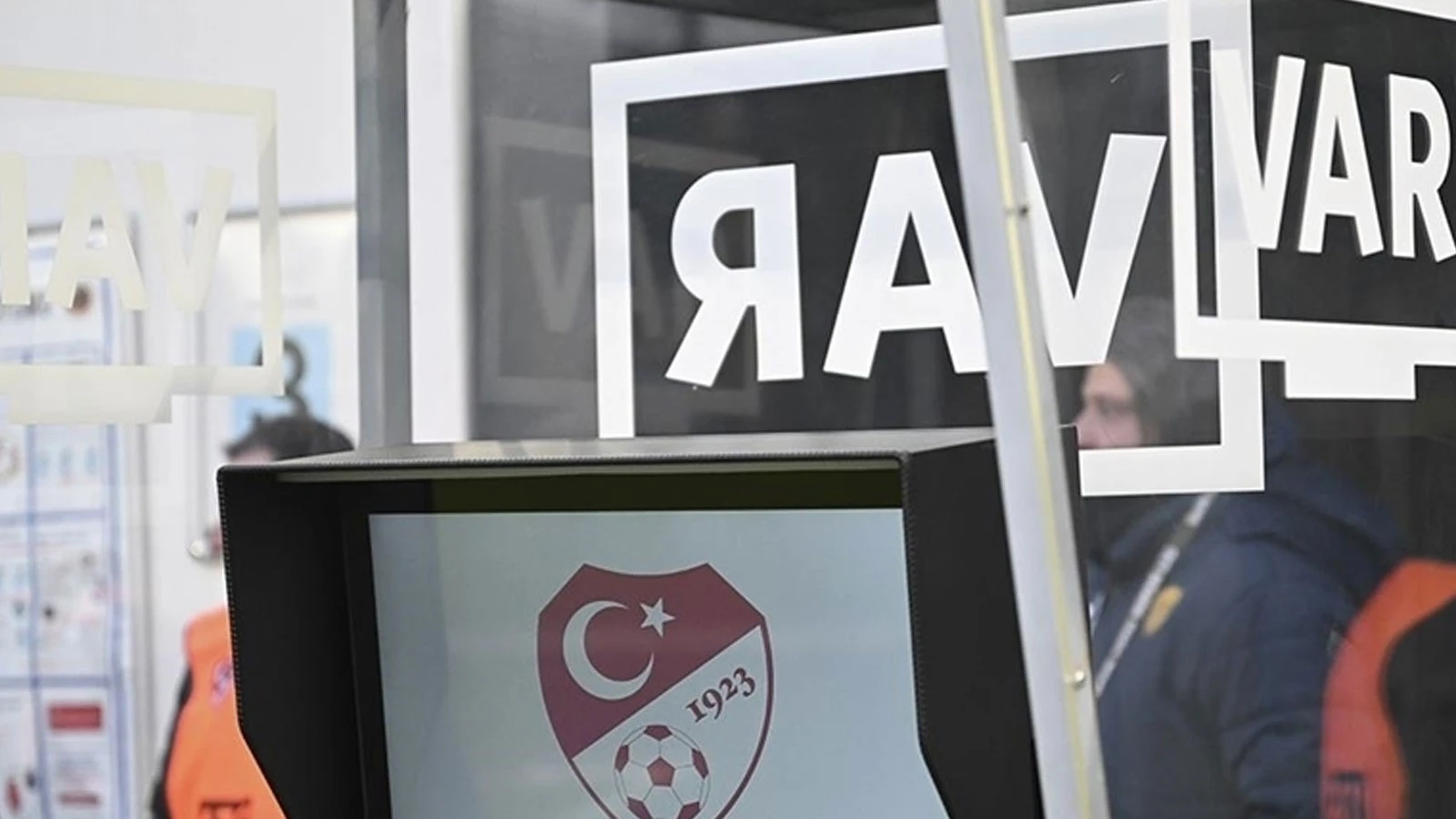 Samsunspor - Kayserispor maçının VAR hakemi belli oldu