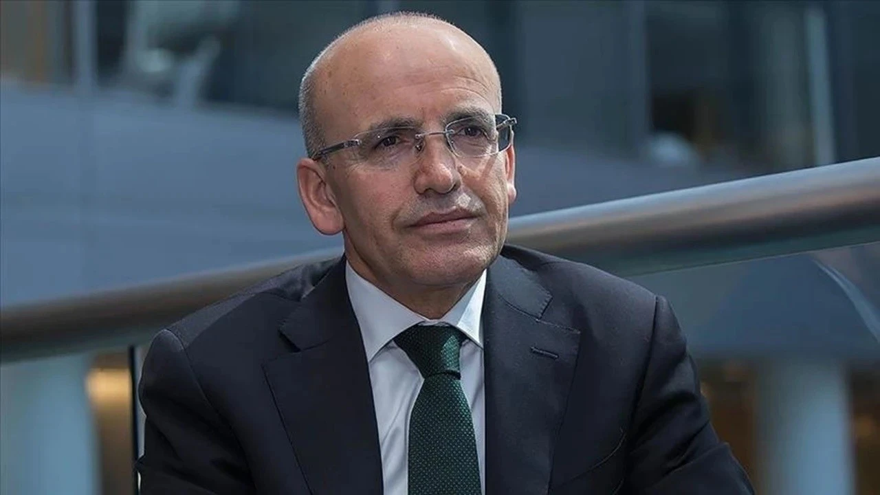 Bakan Şimşek'ten bir gazetede yer alan hakkındaki iddialara ilişkin açıklama