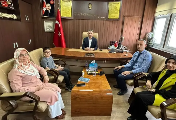 Kilis'te 5. sınıf öğrencisi bursluluk sınavında 500 tam puan aldı