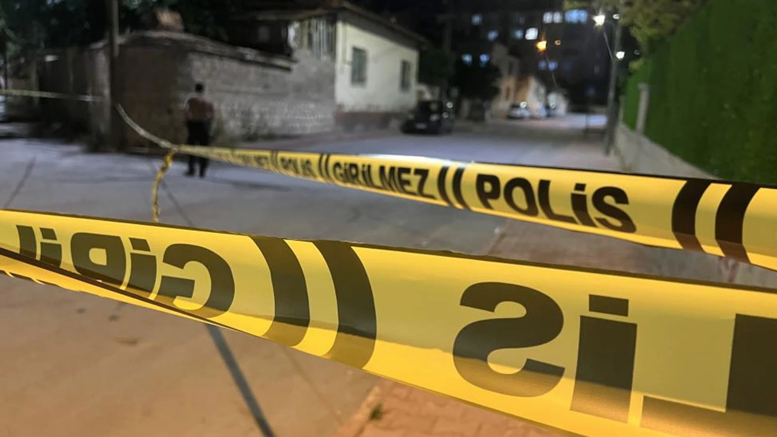 Konya'da bir şahıs tartışıp kovaladığı kişiyi bıçaklayıp kaçtı