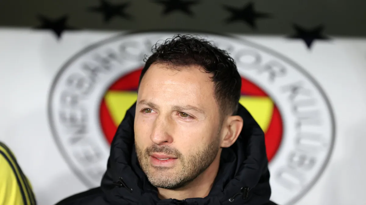 Fenerbahçe'de Tedesco'dan defans için radikal karar! Kurguyu değiştirecek