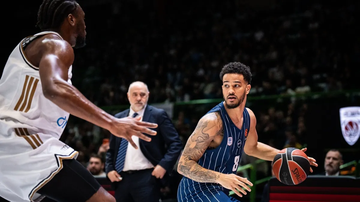 Anadolu Efes deplasmanda Dubai Basketbol'u mağlup etti!
