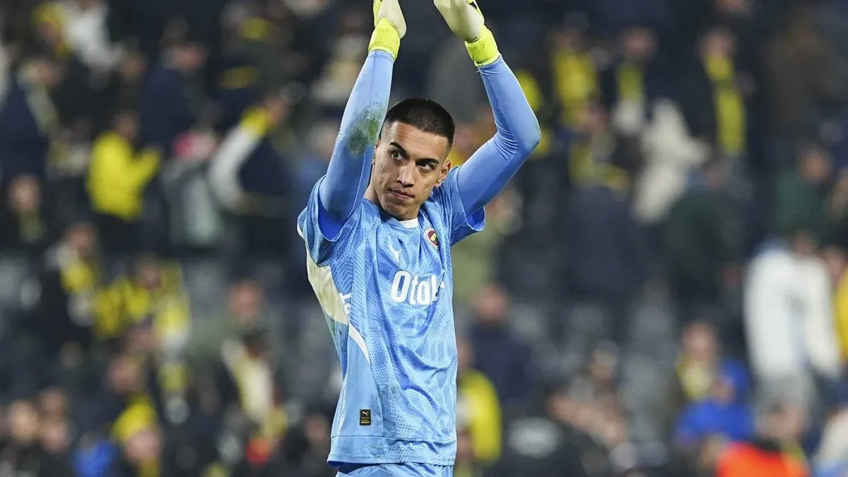 Fenerbahçe'ye 17'lik kaleci! İrfan Can Eğribayat'ın yerine...
