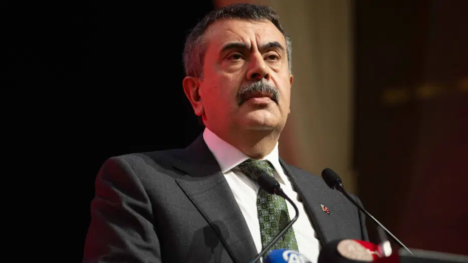 Milli Eğitim Bakanı Tekin, okullardaki yeni önlemlerini açıklıyor