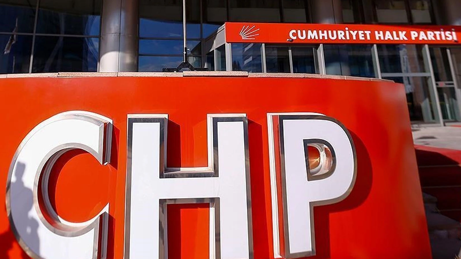YSK, CHP 22'nci Olağanüstü Kurultayı'na ilişkin iptal talebini görüşecek