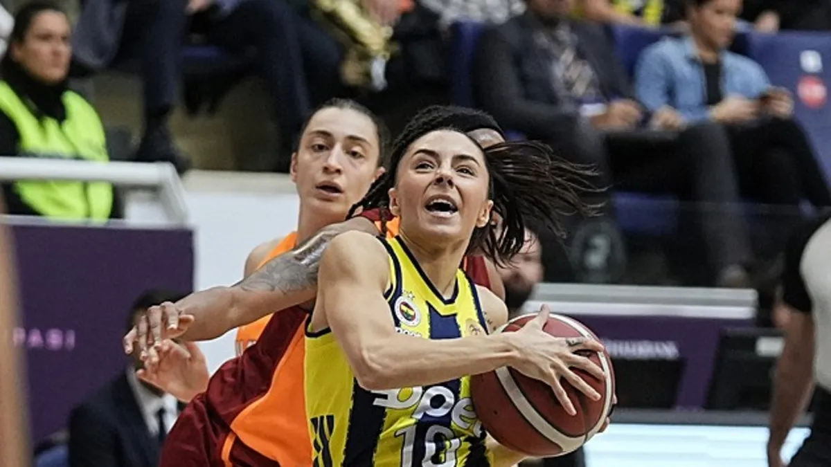 Fenerbahçe Opet'ten sakatlık açıklaması!