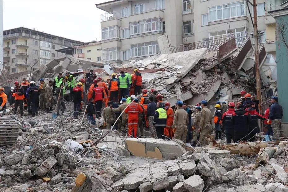 27 kişi ölmüştü. Ergün Apartmanı davasında 7 sanığa hapis