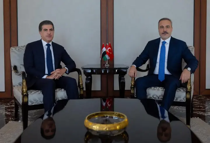 Dışişleri Bakanı Hakan Fidan, IKBY Başkanı Barzani ile görüştü