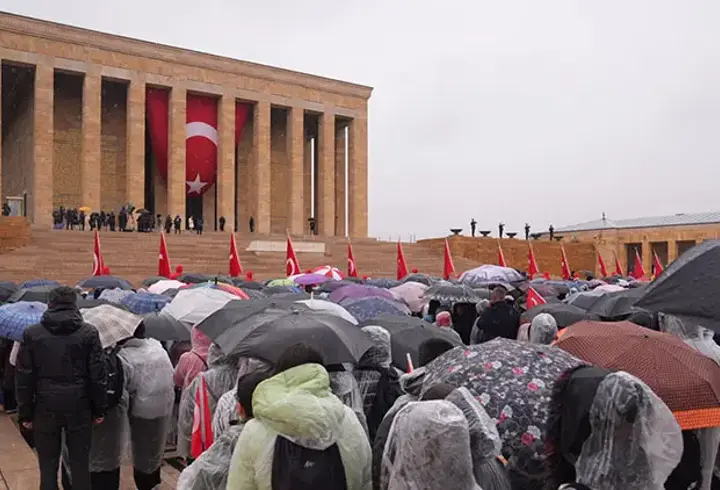 106 yıllık gurur! Ata'nın çocuklara armağanı: 23 Nisan... Devlet erkanı Anıtkabir'de