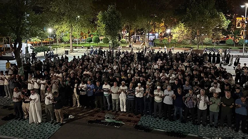 İstanbul'da Küresel Sumud Filosu'na destek gösterisi