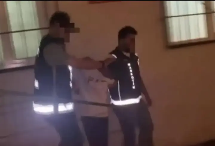 Önce çekti sonra yaktı! Molotoflu saldırının yeni görüntüleri ortaya çıktı