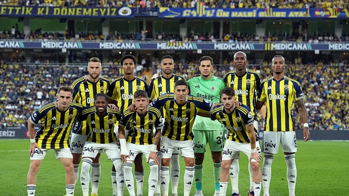 Fenerbahçe'de beklenmedik gelişme! Yıldız oyuncu transfer talebini iletti