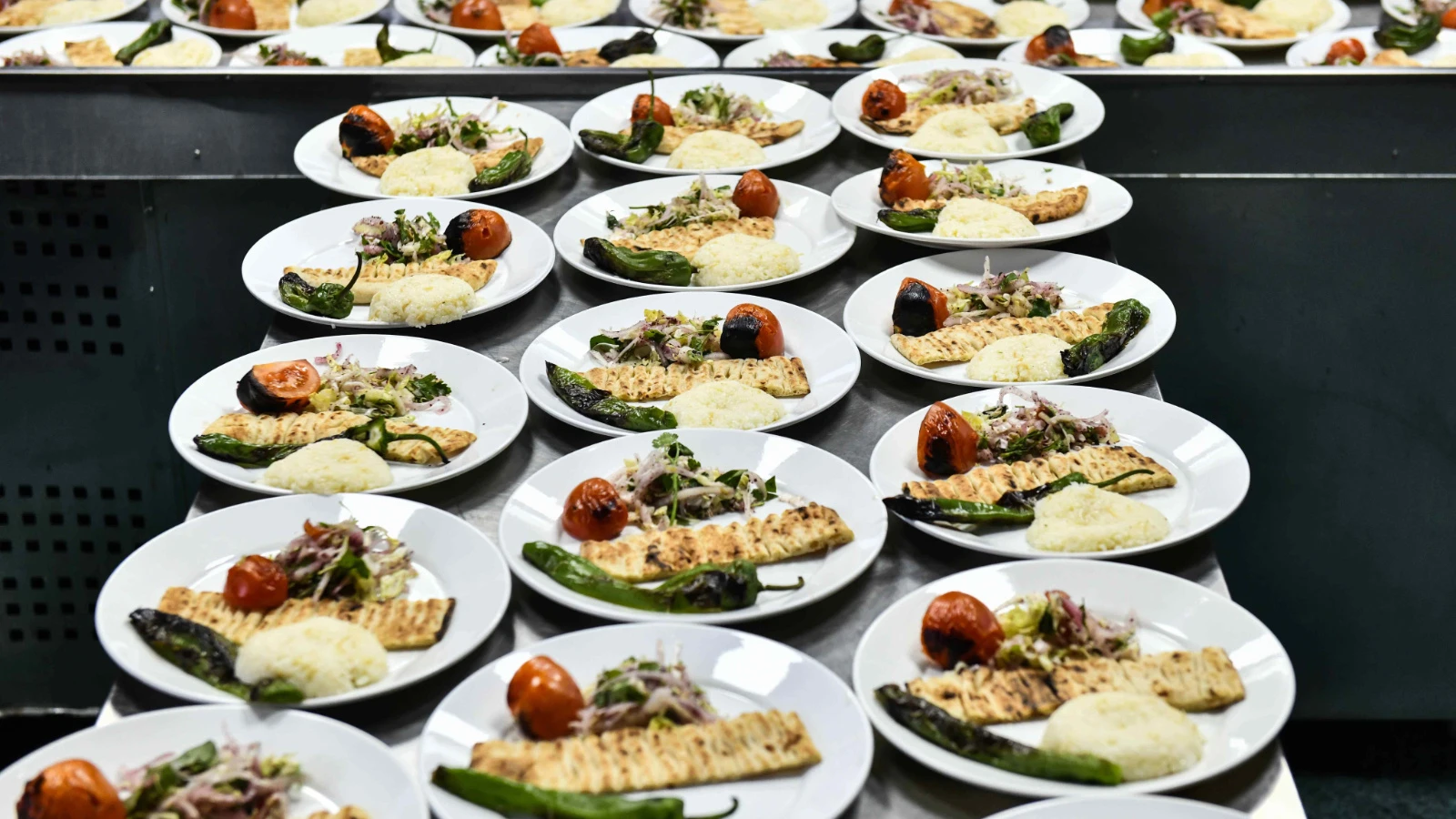 Türkiye dışarıda iftar yapmaktan vazgeçti, araştırma sonuçları açıklandı