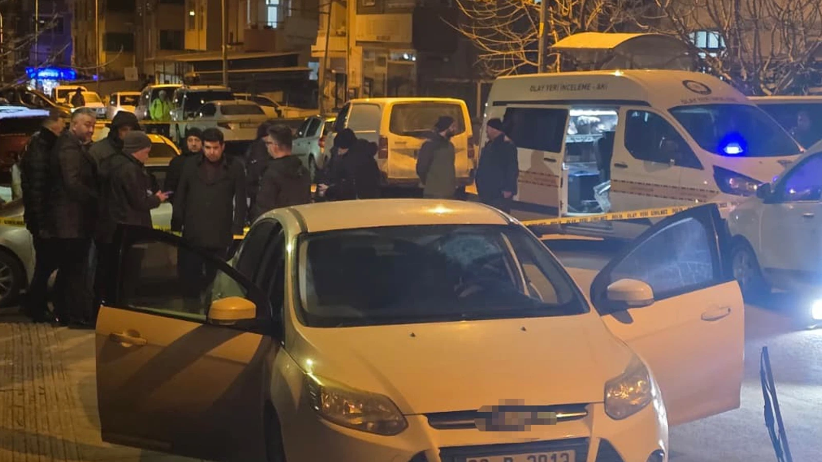 Bilecik'te korkunç olay! Polis memuru eski eşinin evlendiği polisi silahla vurdu