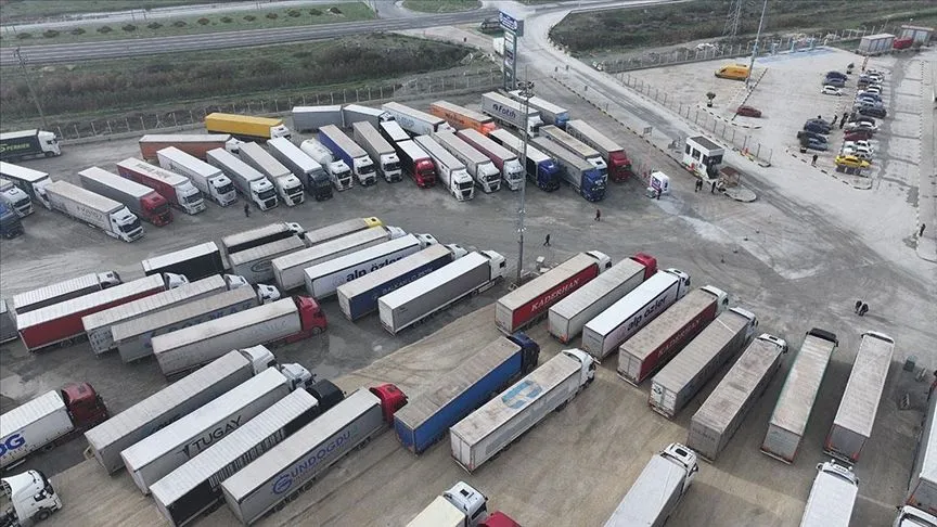 Yunanistan'daki çiftçi eylemi, Avrupa'ya yük taşıyan tır sürücülerini etkilemeye devam ediyor
