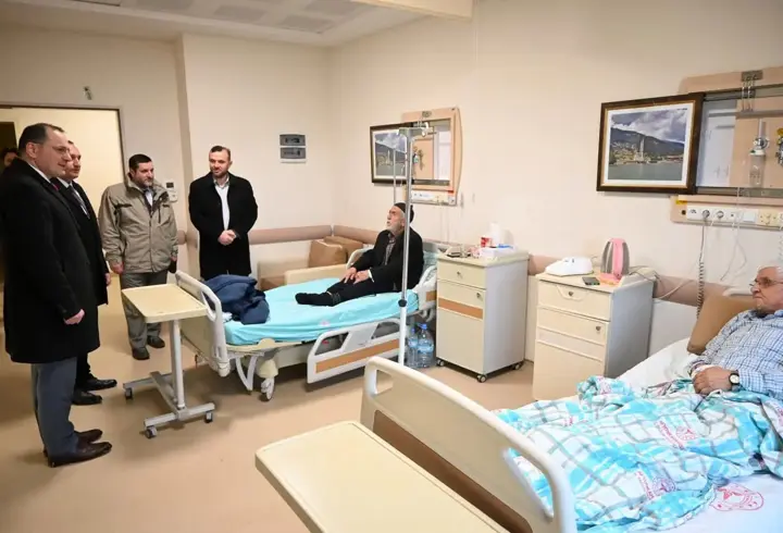 Kaymakam Türker hastaların bayramını kutladı