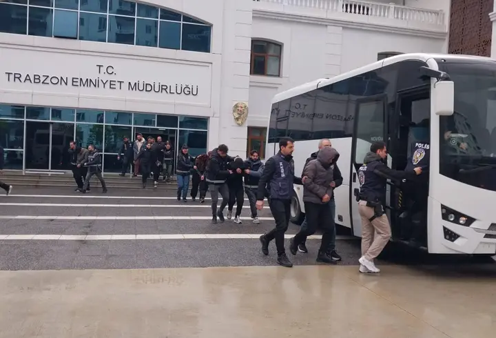 Trabzon merkezli 23 ilde yasa dışı bahis operasyonu; 82 gözaltı