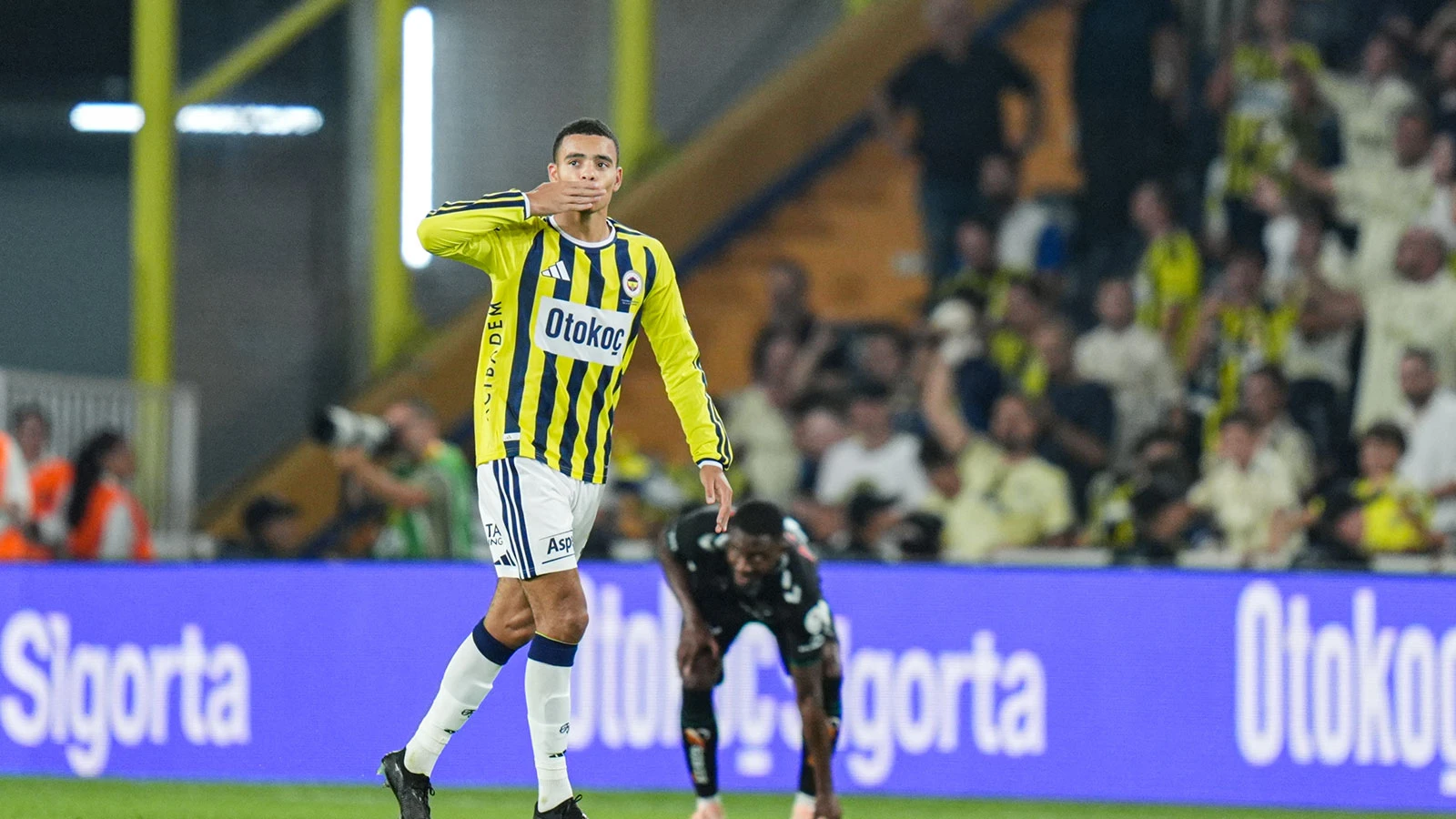 Mason Greenwood: Antrenmanlarda sürekli iletişim halindeyiz birbirimize duyduğumuz güven çok fazla