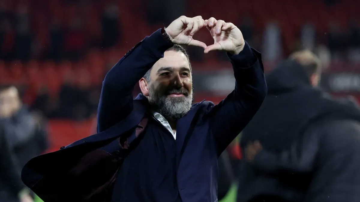 Arda Turan, Lech Poznan maçını Türkiye'de oynamak istiyor