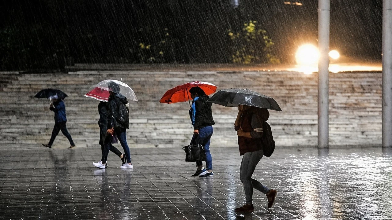 Meteoroloji alarm verdi: Kuvvetli yağış bu illeri vuracak