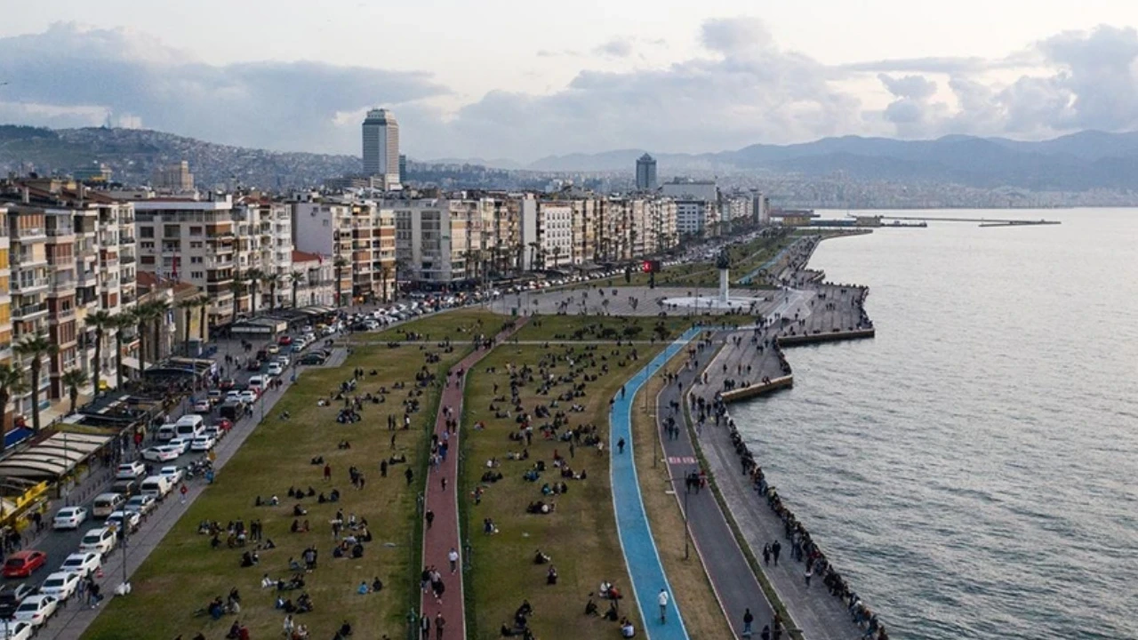 İzmir nüfusu ne kadar? İzmir'in nüfusu kaç milyon oldu?