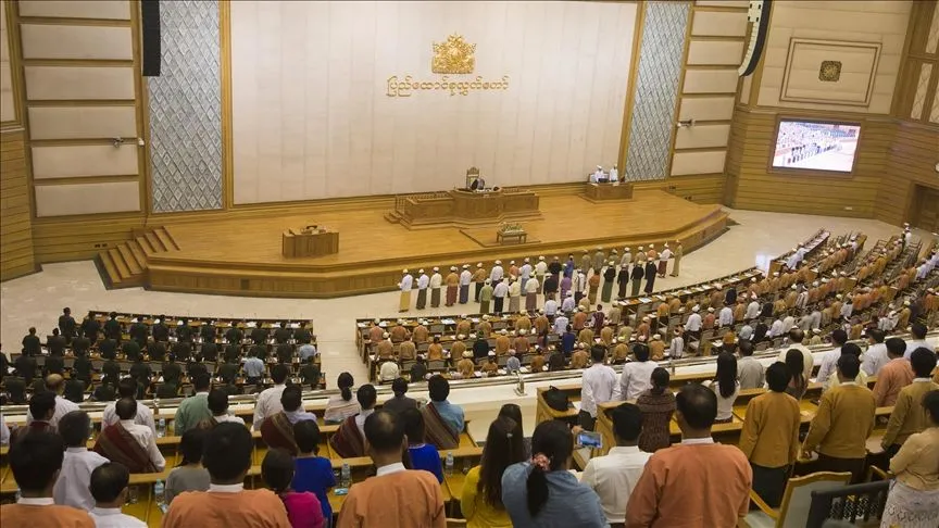 Myanmar Parlamentosu, 2021'deki askeri darbenin ardından ilk kez toplandı