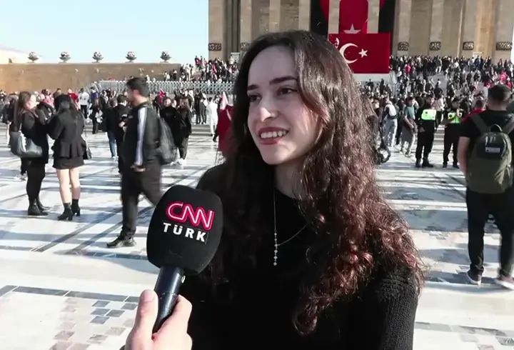 Türkiye’nin dört bir yanından Anıtkabir’e ziyaretçi akını