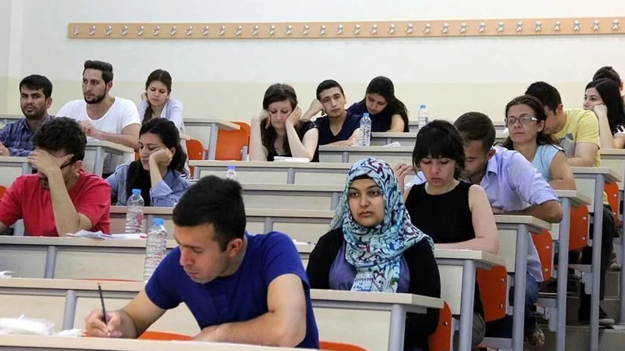 AÇIKLANDI! AÖF Yaz Okulu sonuçları belli oldu