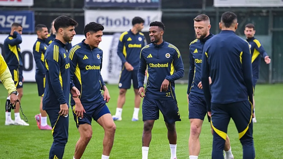 Fenerbahçe'nin Viktoria Plzen maçının kamp kadrosu açıklandı!