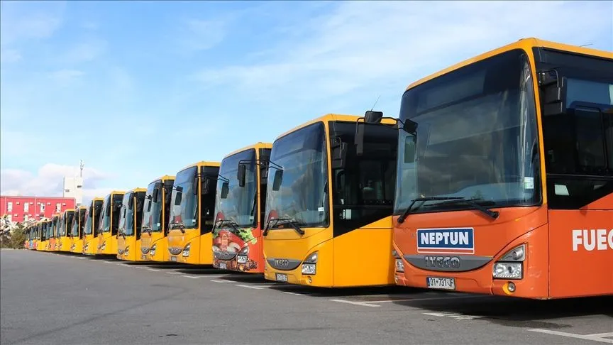 Kosova’nın başkenti Priştine'de şehir içi otobüs seferleri mali sıkıntılar nedeniyle durduruldu